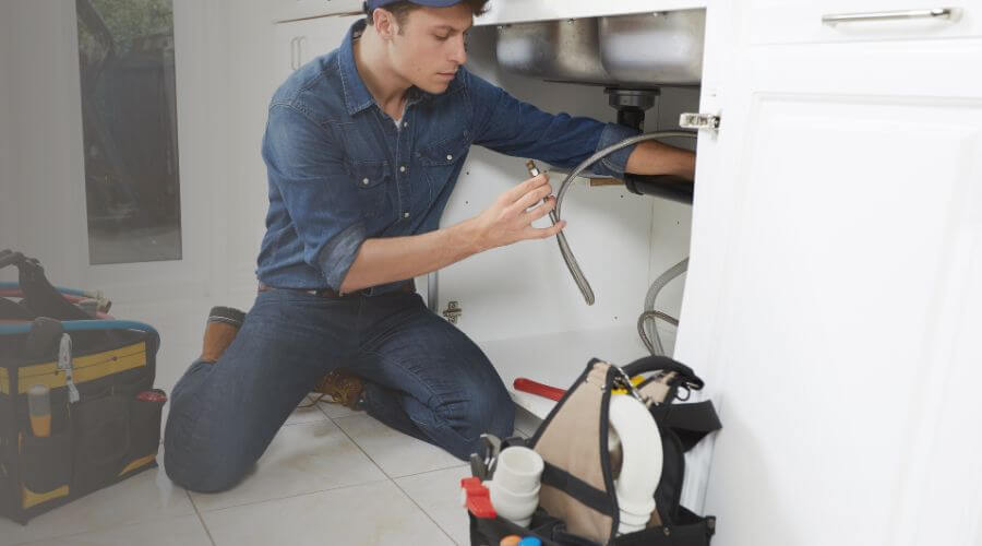Expert burst pipe repair services in Moro, OR